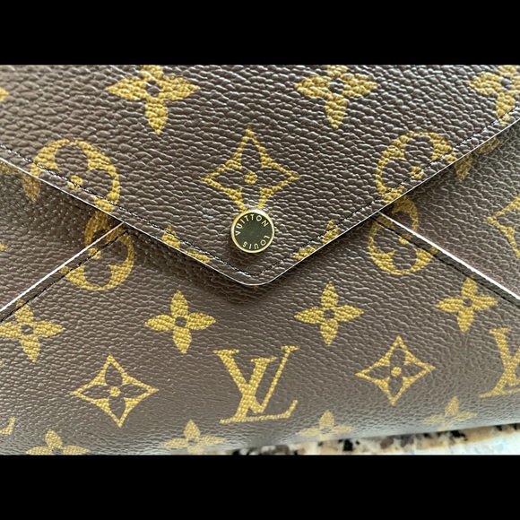 LV Monogram kirigami pouch- Large - Picture 5 of 9